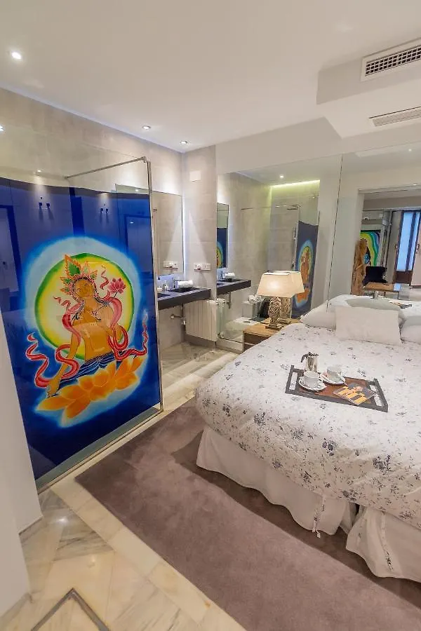 Suite Bali Seville 0*,
